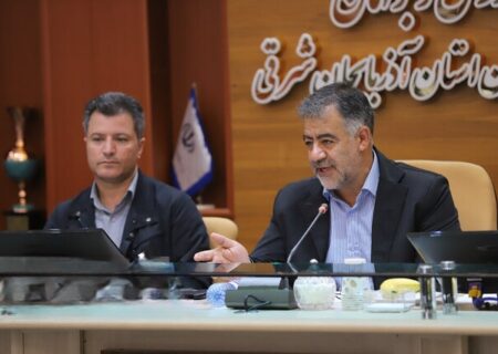 آغاز تعویض چمن ورزشگاه یادگارامام (ره) تبریز تا پایان هفته جاری
