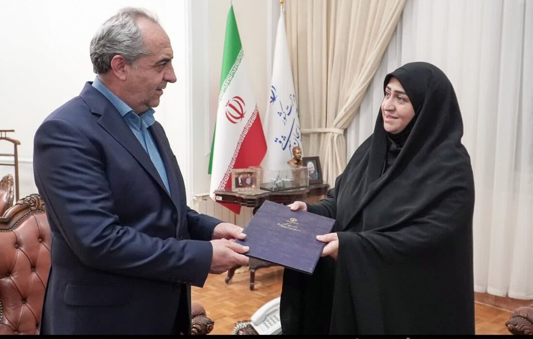 با حکم استاندار صورت گرفت؛ انتصاب یک مدیر زن دیگر در استانداری آذربایجان شرقی