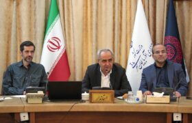 نشست هم اندیشی مدیریان روابط عمومی استان با استاندار آذربایجان شرقی و مشاور و دستیار رسانه‌ای رئیس دفتر رئیس جمهور